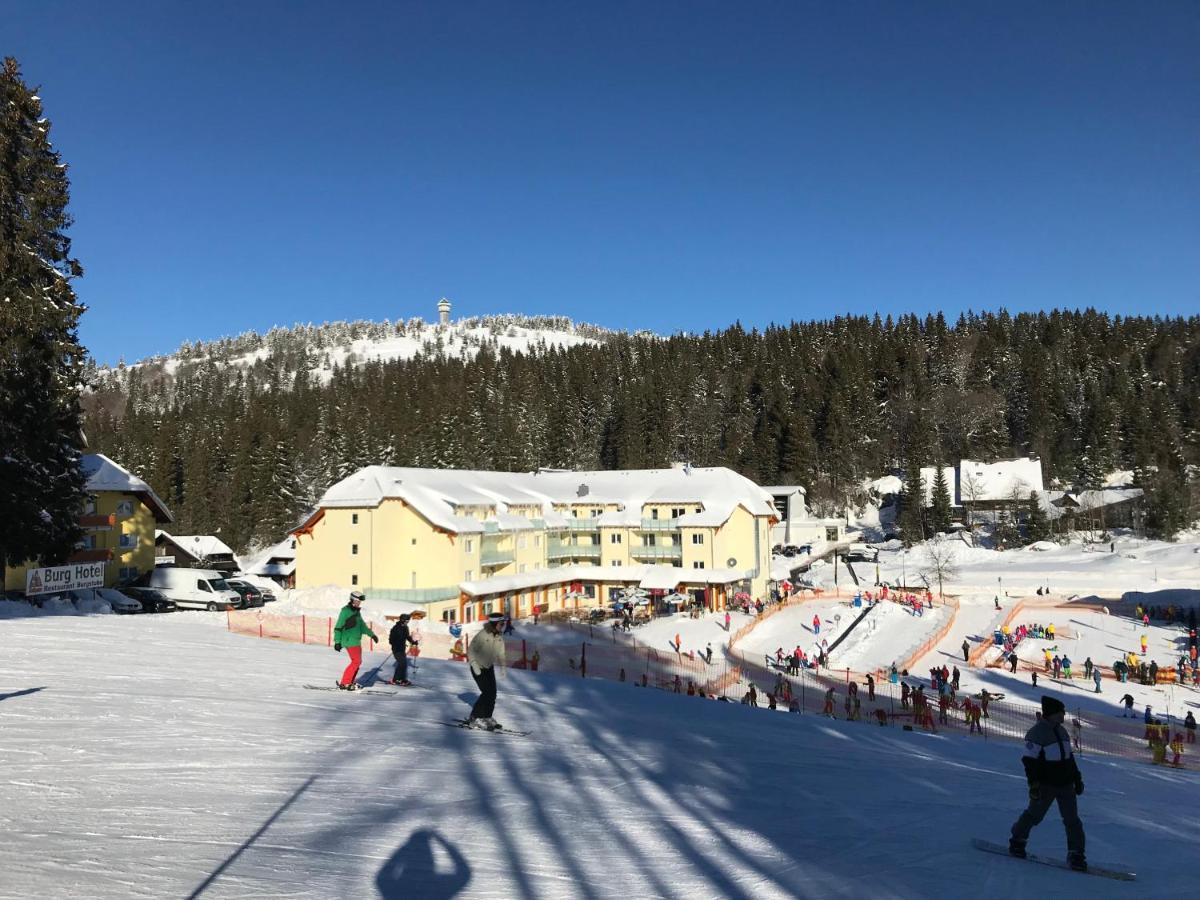 Ferienwohnung Feldberg Mit Whirlpool Direkt An Der Skipiste Extérieur photo